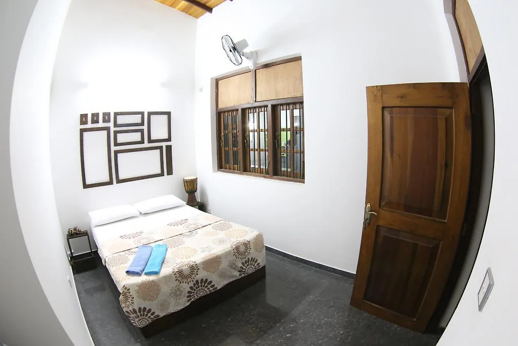 Hostel First Katunayake Negombo 0*,  Sri Lanka